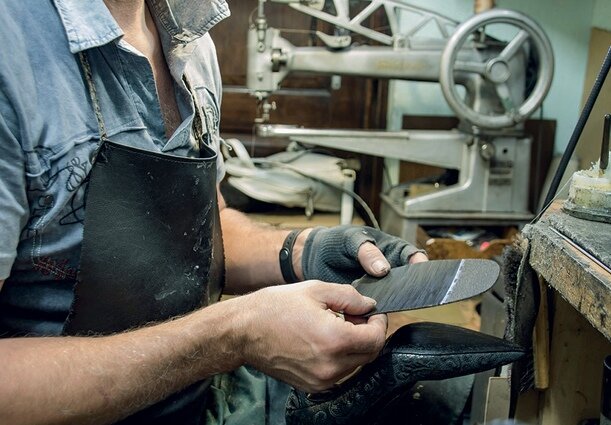 Создать карусель             Ремонт обуви актуален только с сентября по март, а в остальное время заказов фактически нет. Фото pixabay.com