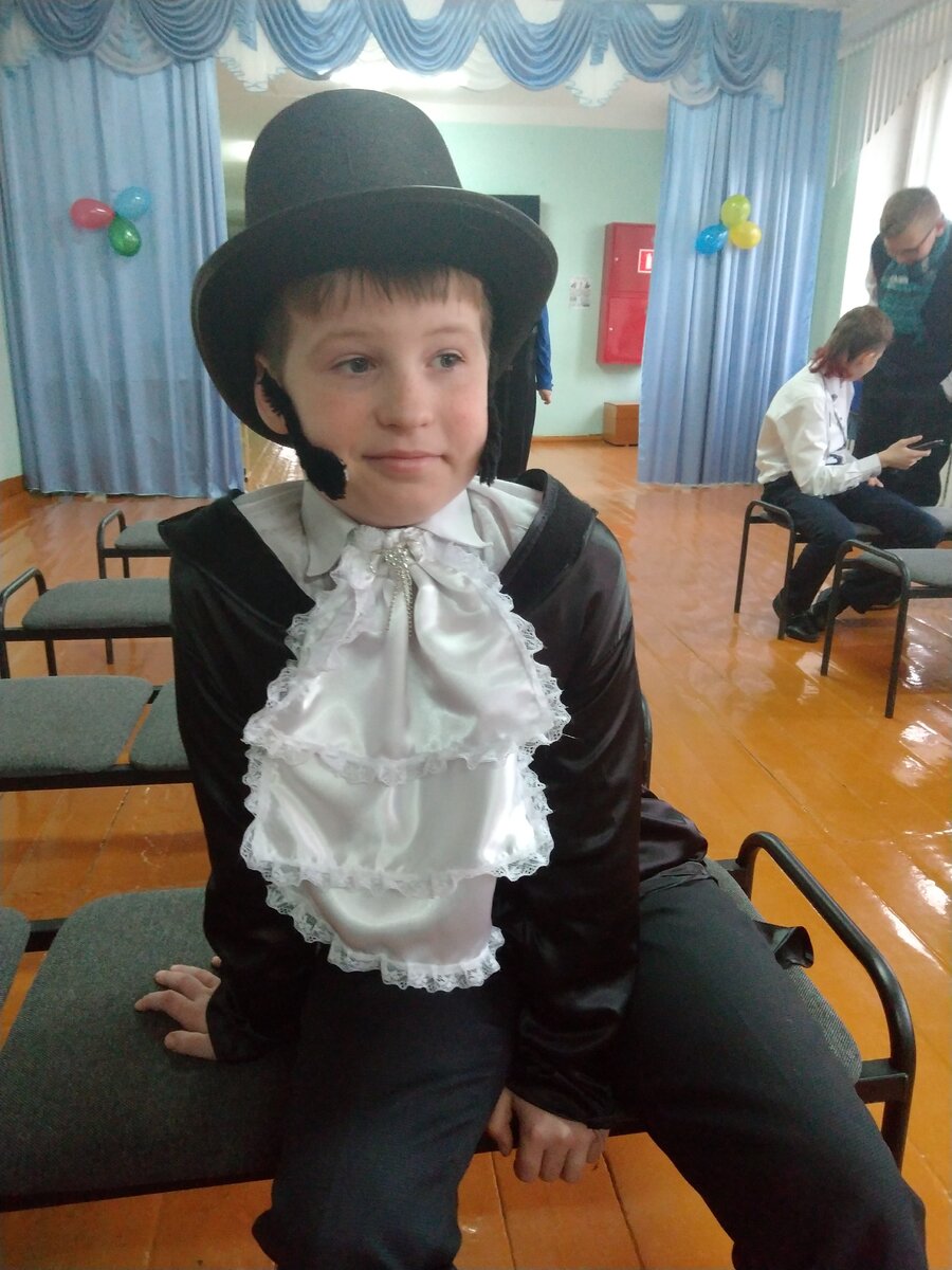 Мой творческий мальчик. В образе Пушкина перед Осенним балом