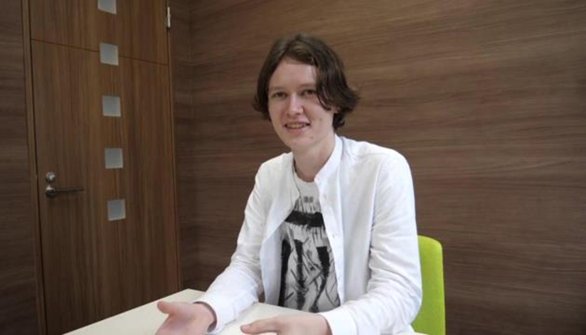 Амаль рассказывает о своём опыте в языковой школе