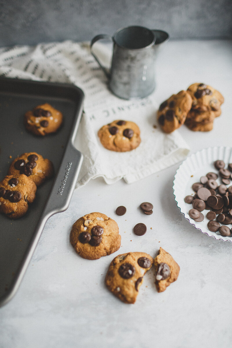 Коричневый цвет печенью придает тростниковый сахар