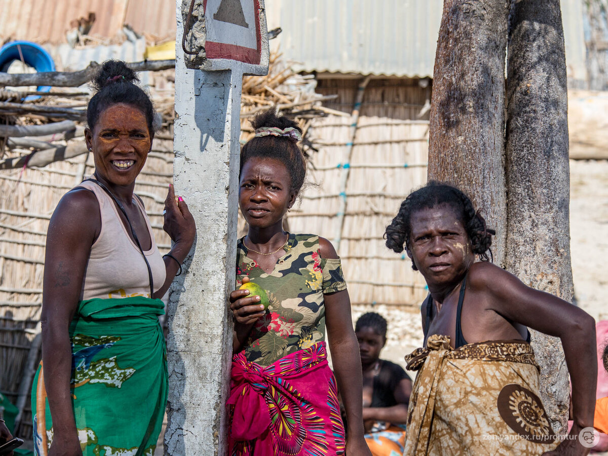 People Madagascar Girls Women