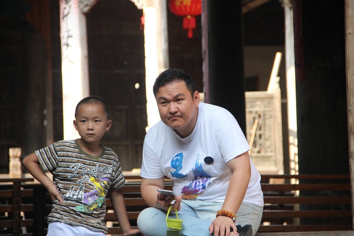 Китайцы массово едут в Мурманск за детьми. Всему виной - суеверия