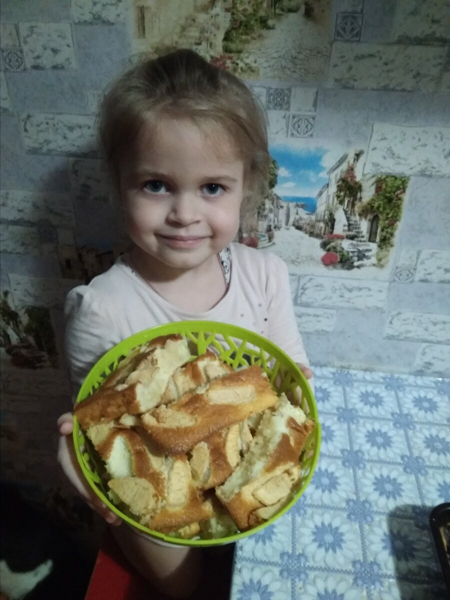 Моя помощница.