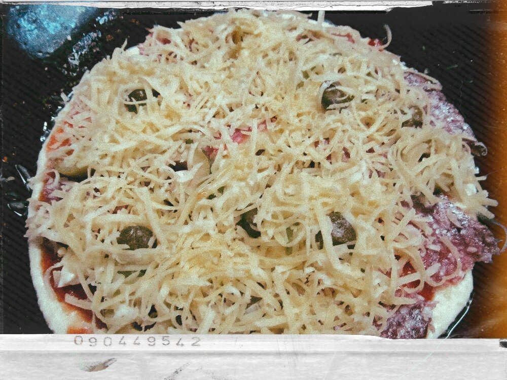 пицца с оливками