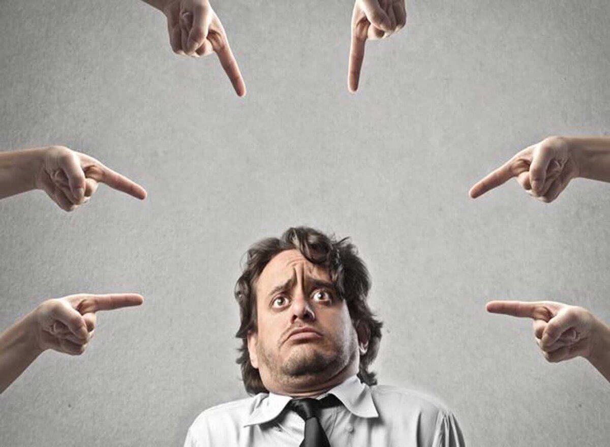 Завести канал и высказывать свою точку зрения = стать мишенью:) Фото: Яндекс.Картинки 