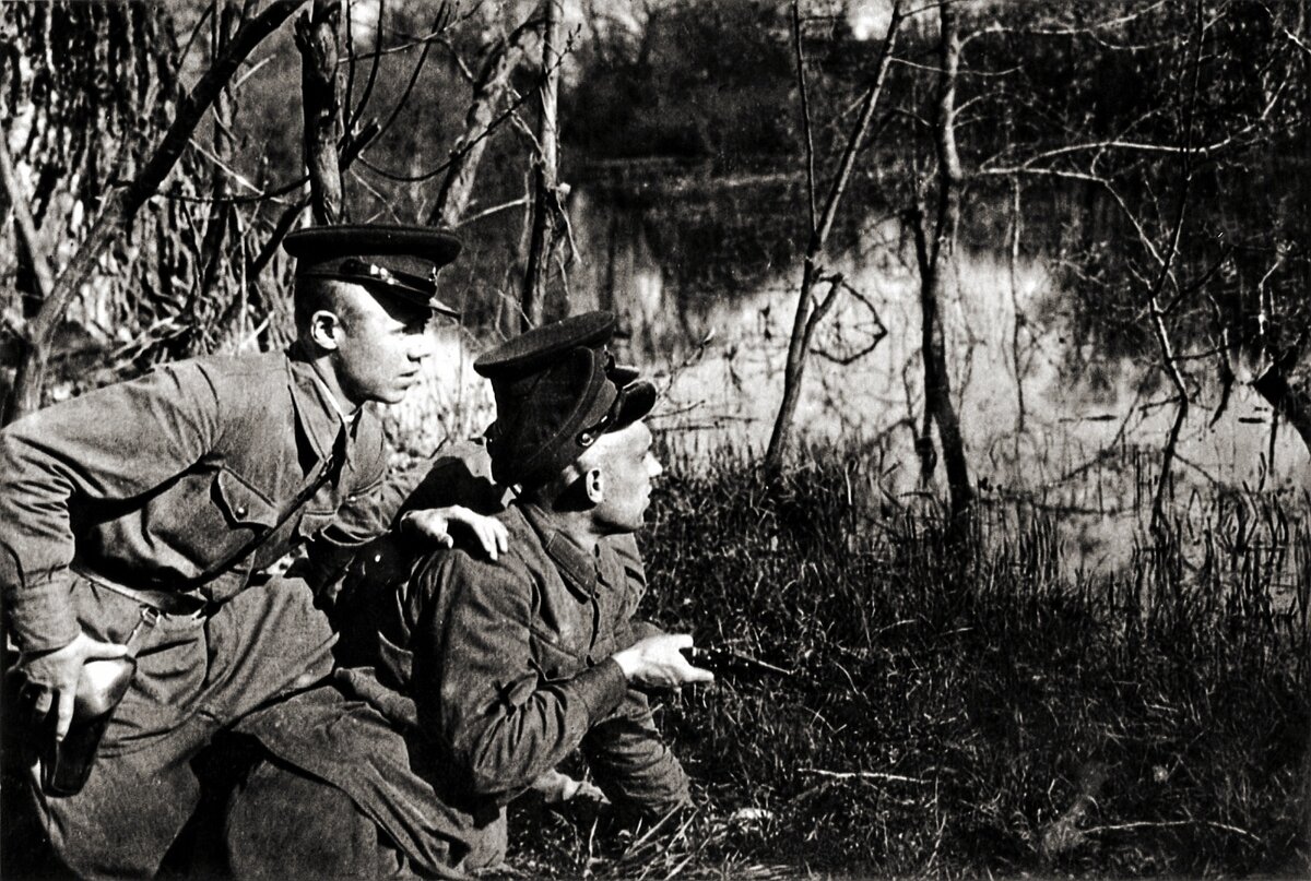 Пограничные войска 22 июня 1941 года. Советские пограничники 1941. Первый бой пограничников 1941. Советские пограничники 1941 22 июня.