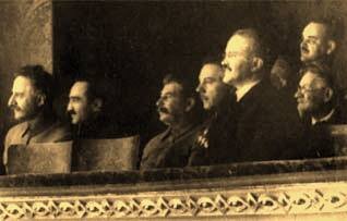И.В. Сталин с товарищами в ложе Большого театра 