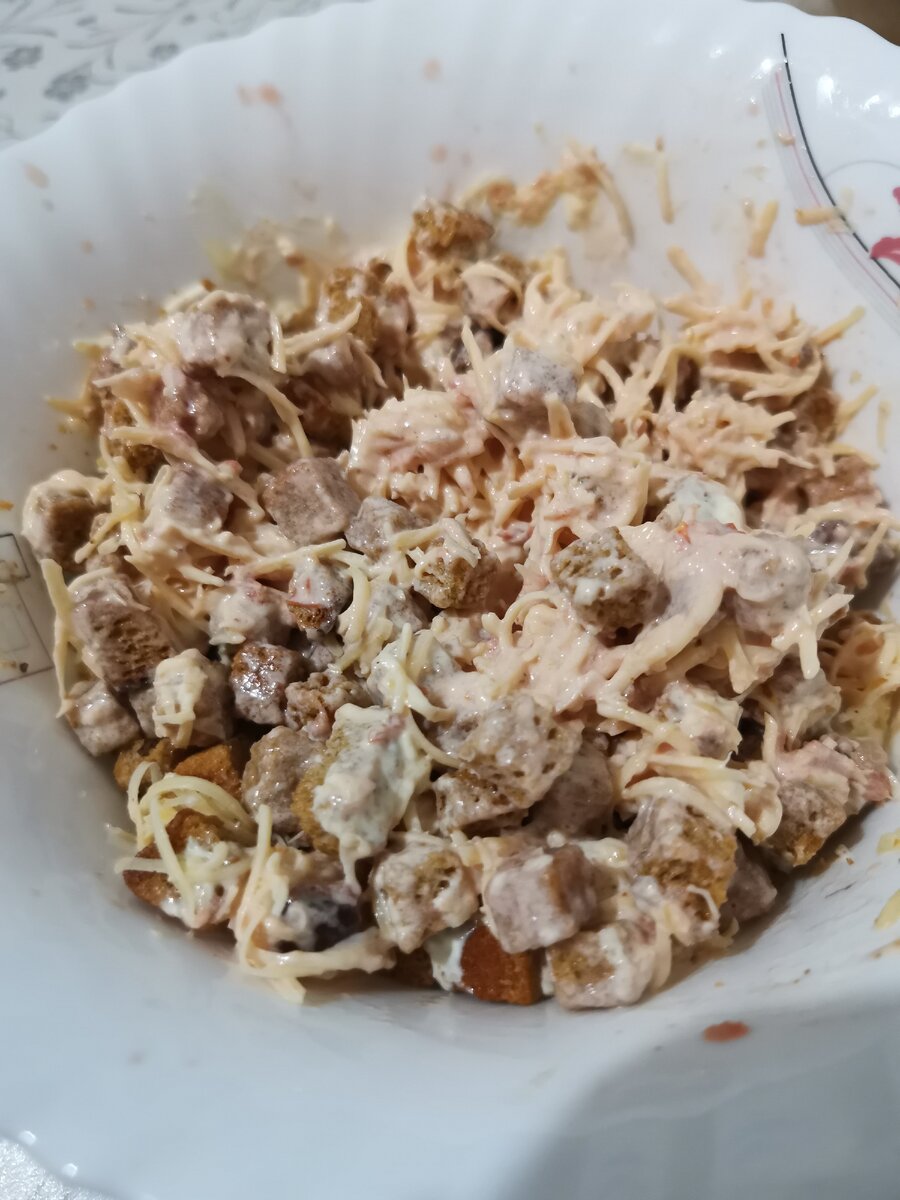 Решил я значит почистить холодильник, ну и за одно что ни будь приготовить, конечно время час ночи, что же ещё то делать😊