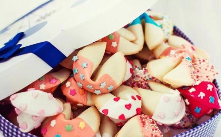 Добрый день,любимые подписчики и гости канала❤️ Для личного расклада,просмотра матрицы и кармической программы ваших отношений,пишите в whatsapp или viber : +79099809969.Колоды подбираются индивидуально для вашей ситуации.
Помните об энергообмене,подписывайтесь на канал,ставьте лайки,пишите комментарии 😘