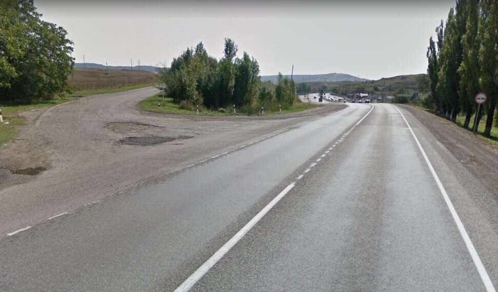 Поворот с трассы если ехать в сторону Невинномысска