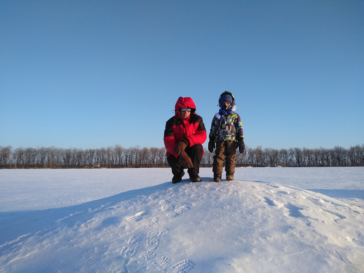 Редкие деньки у нас обходятся без ветра. Не напоминает фото полярников в Антарктиде? @ Горбунов Сергей
