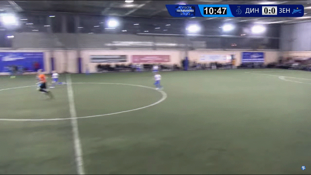 По клику увеличивается