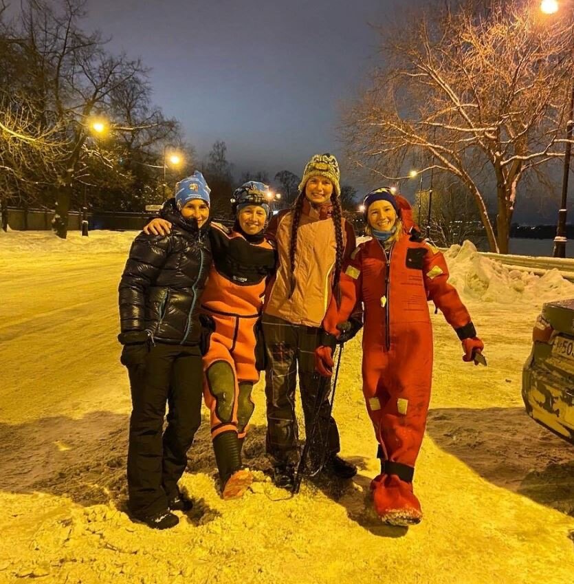 Но нас пятеро неспящих. Фотограф как всегда за кадром :)