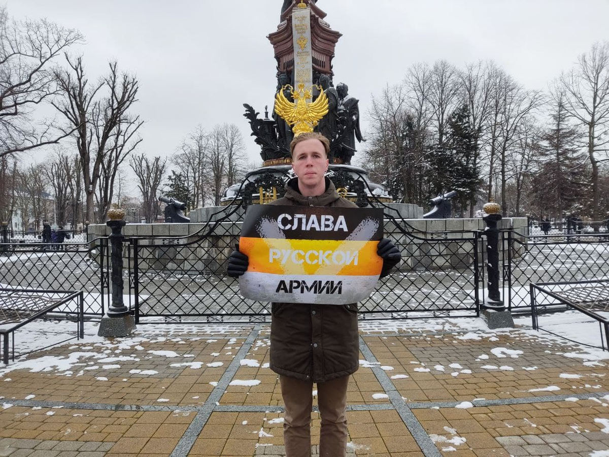 съемки фильма в полтавской. фотографии в поддержку армии россии. долина славы братская могила. конец невинности сериал 2021. библиотечная акция "читаем детям о войне".