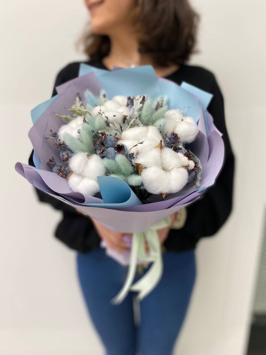 Нежное сочетание хлопка и лагуруса, цветочная студия FLOWERSTORY