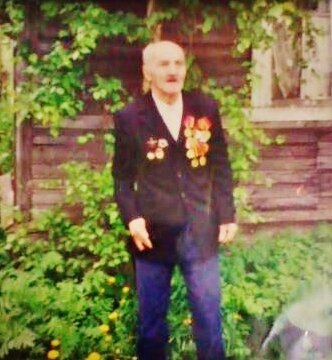 Александр Иванович Лазурин. 1980-е годы. Фото со страницы правнучки Валерии Лазуриной на сайте "Бессмертный полк". 