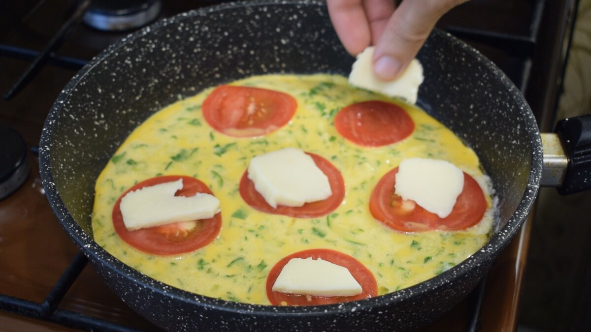 Просто натрите кабачки и добавьте яйца. Так вкусно, что готовлю каждый день  летом | Щи да Каша | Дзен