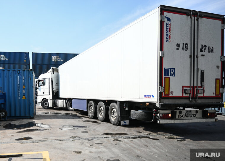    Курганский завод получил крупный штраф из-за опоздания водителя фуры