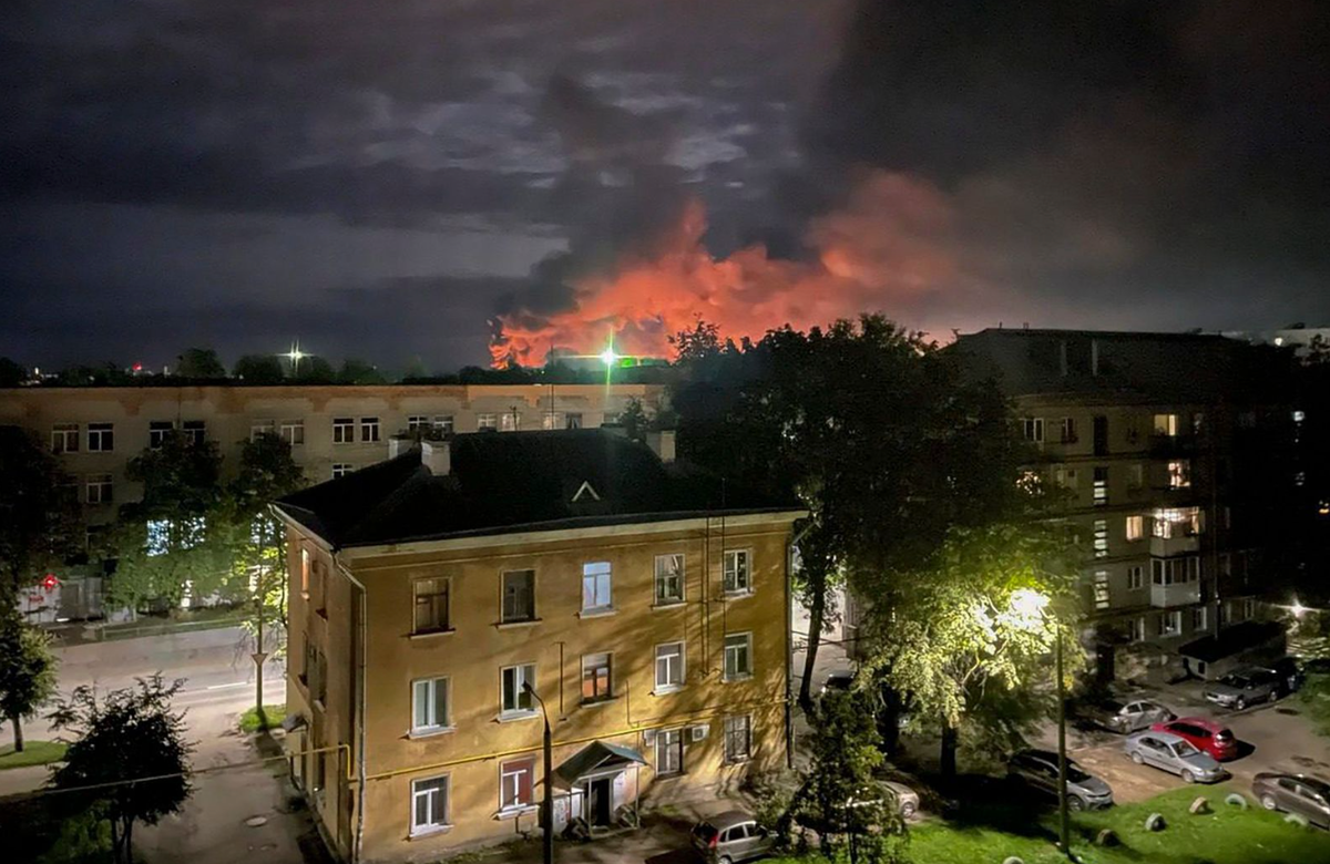 Взрывы под Псковом: нападения на транспортные самолёты и заводы по производству вооружений © Governor Of Pskov Region / EPA