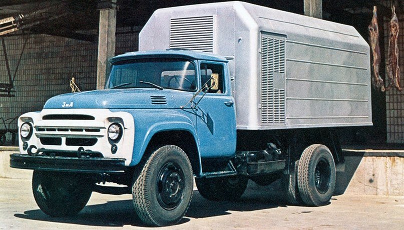      Фургон-рефрижератор ЛуМЗ-890Б на шасси ЗИЛ-130 (1965) 