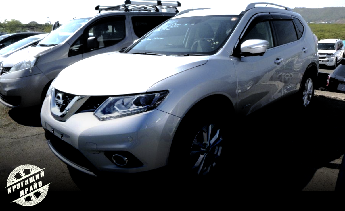 Nissan X-TRAIL HYBRID 2015 г.