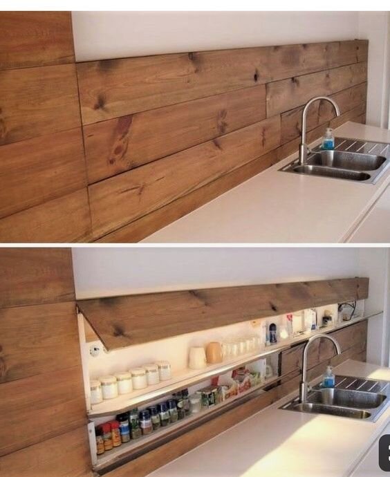 Раскрывающаяся полка во всю длину рабочей поверхности