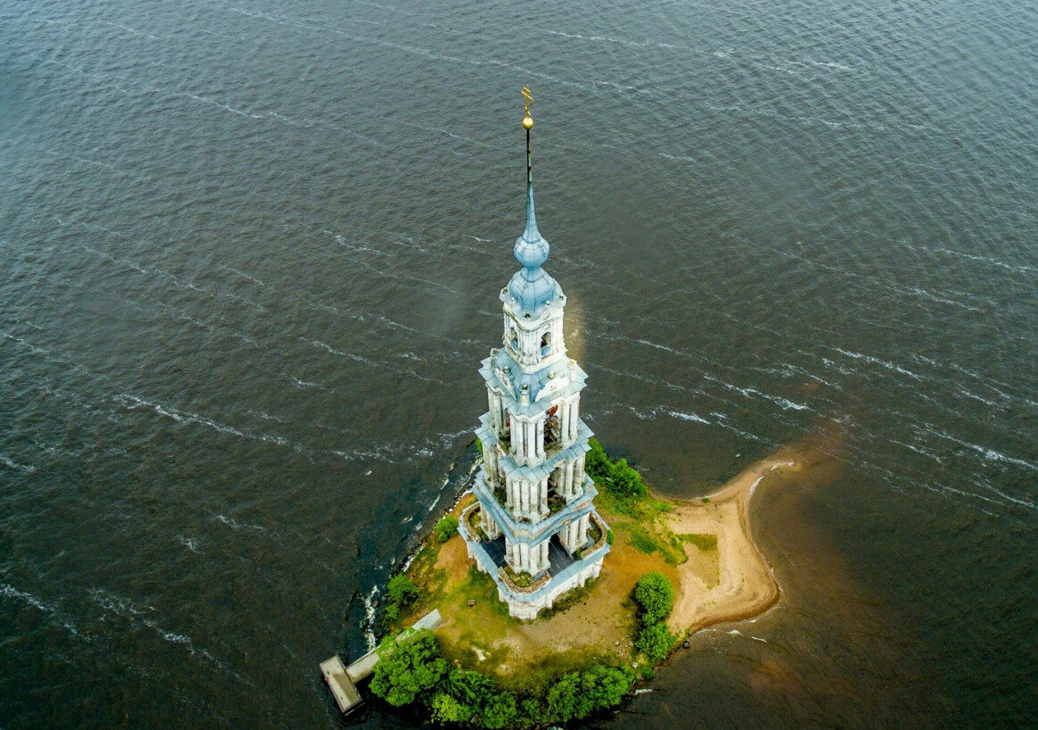 Где находится затопленная церковь на волге фото