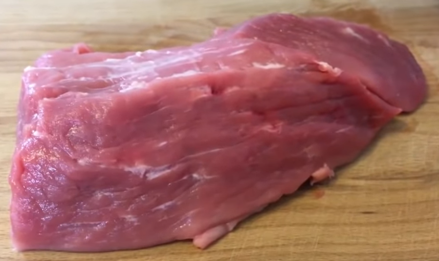 мясо свиньи 1кг.