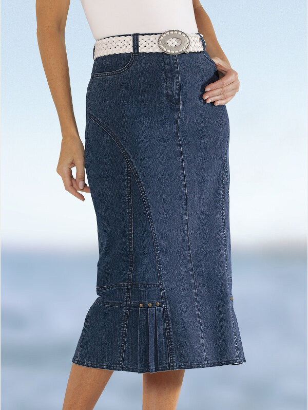 Старые джинсовые юбки. Юбка джинсовая. Юбка из джинсовых брюк. Перешить джинсовую юбку. Переделка джинсовой юбки.