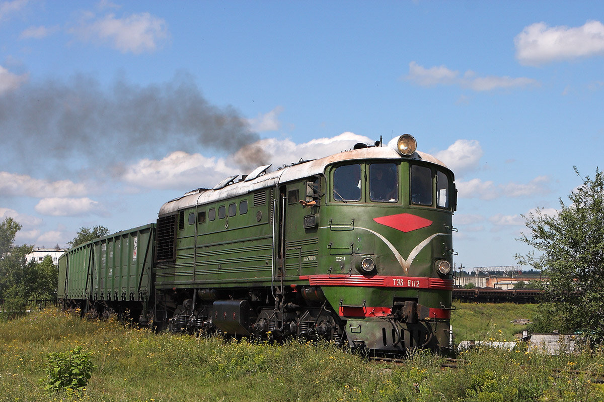 ТЭ3 одна секция ( еще трудиться). Мощностью 2×2000 (4000) л.с.
