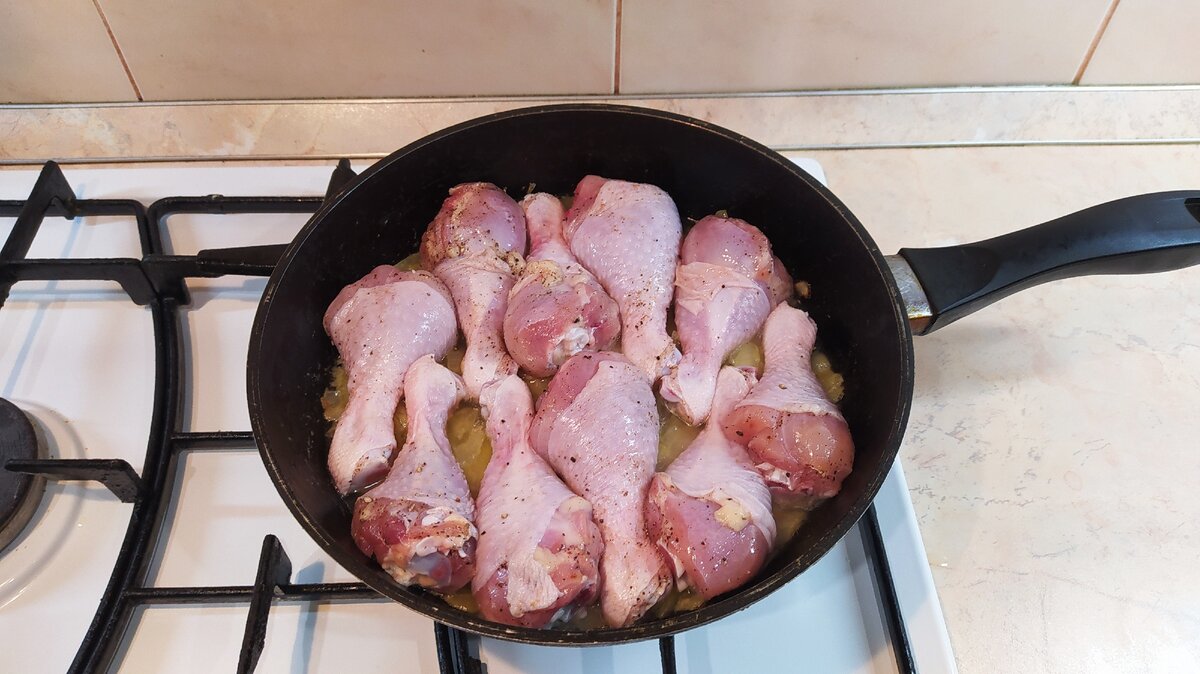 Добавила в курицу соду - получилось очень нежное и вкусное блюдо