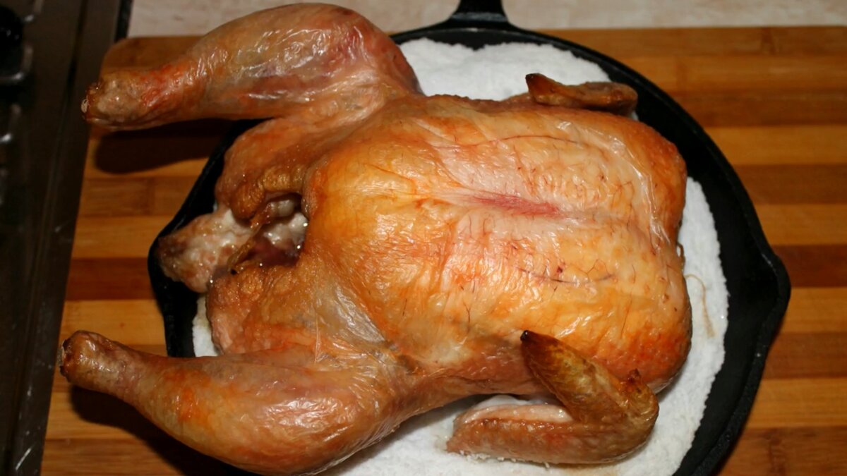 Курица в духовке в соли фото