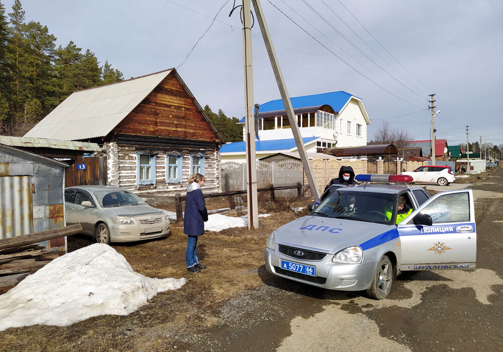 Будете смеяться, но нас снова обокрали. Полиция пускала по следу собаку, мазала пальцы чёрной краской и угрожала…