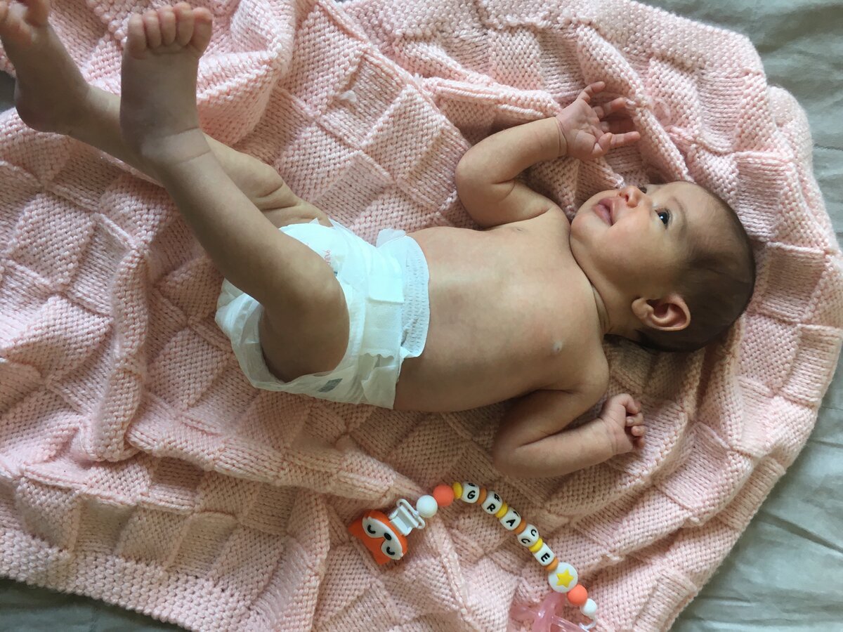 Грейс в биоразлагаемом подгузнике 