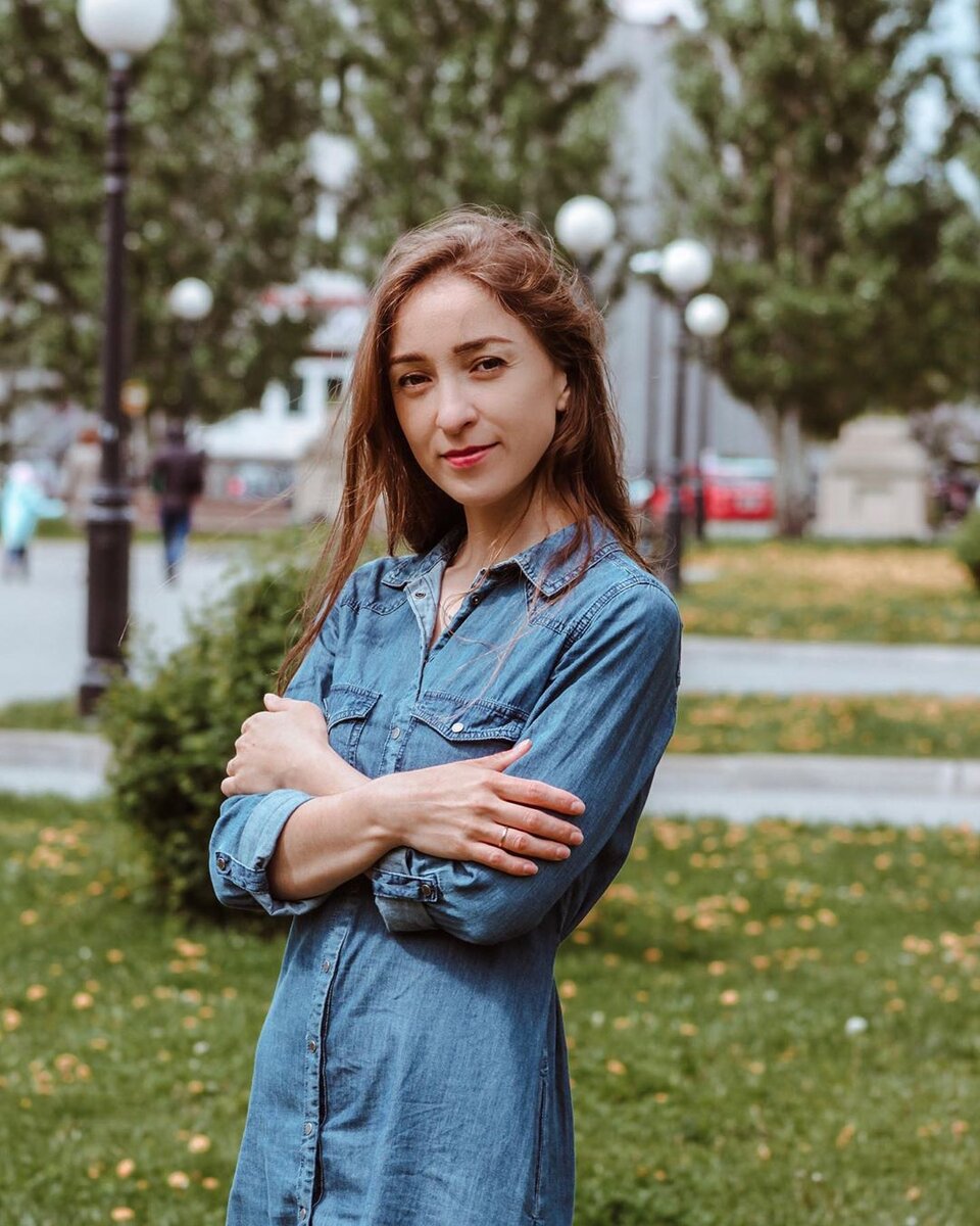 https://www.instagram.com/elya_aprelya/