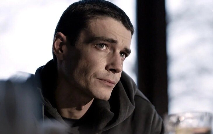 кадр из сериала "Триггер"