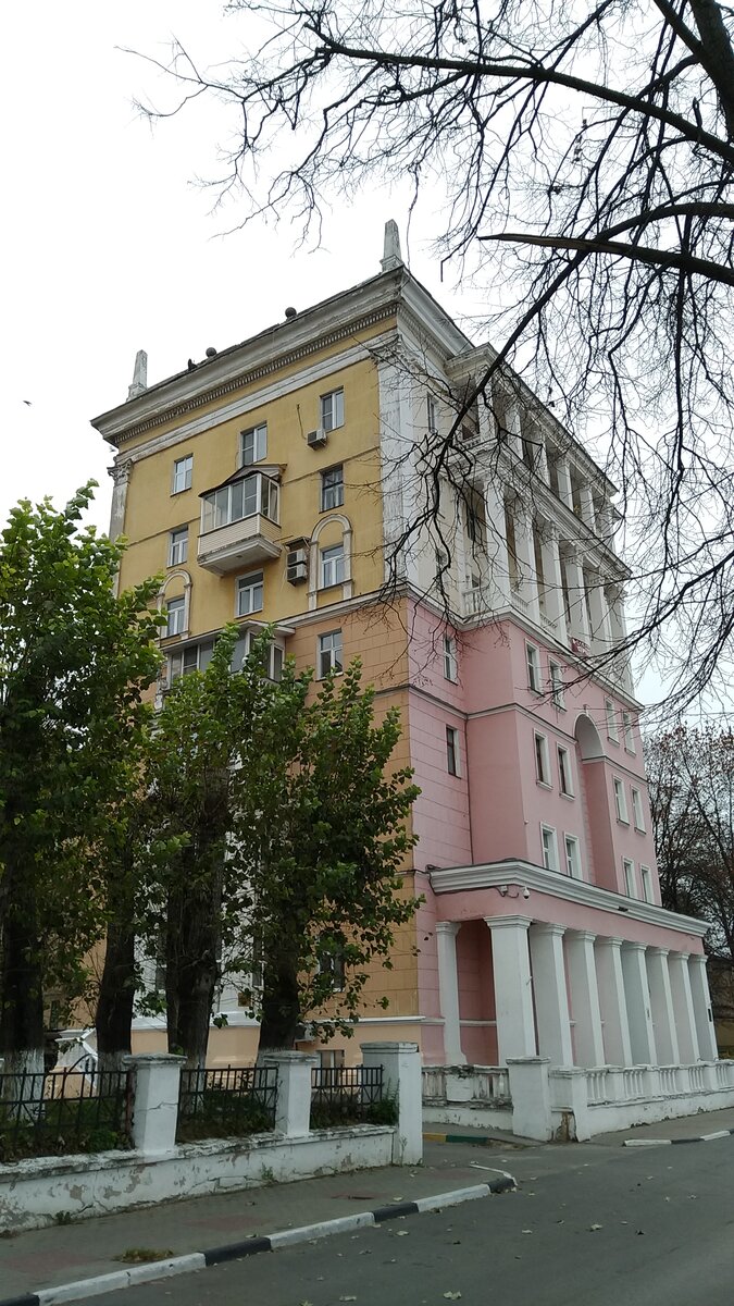 Осенняя прогулка по Верхневолжской набережной | Нижегородские зарисовки |  Дзен