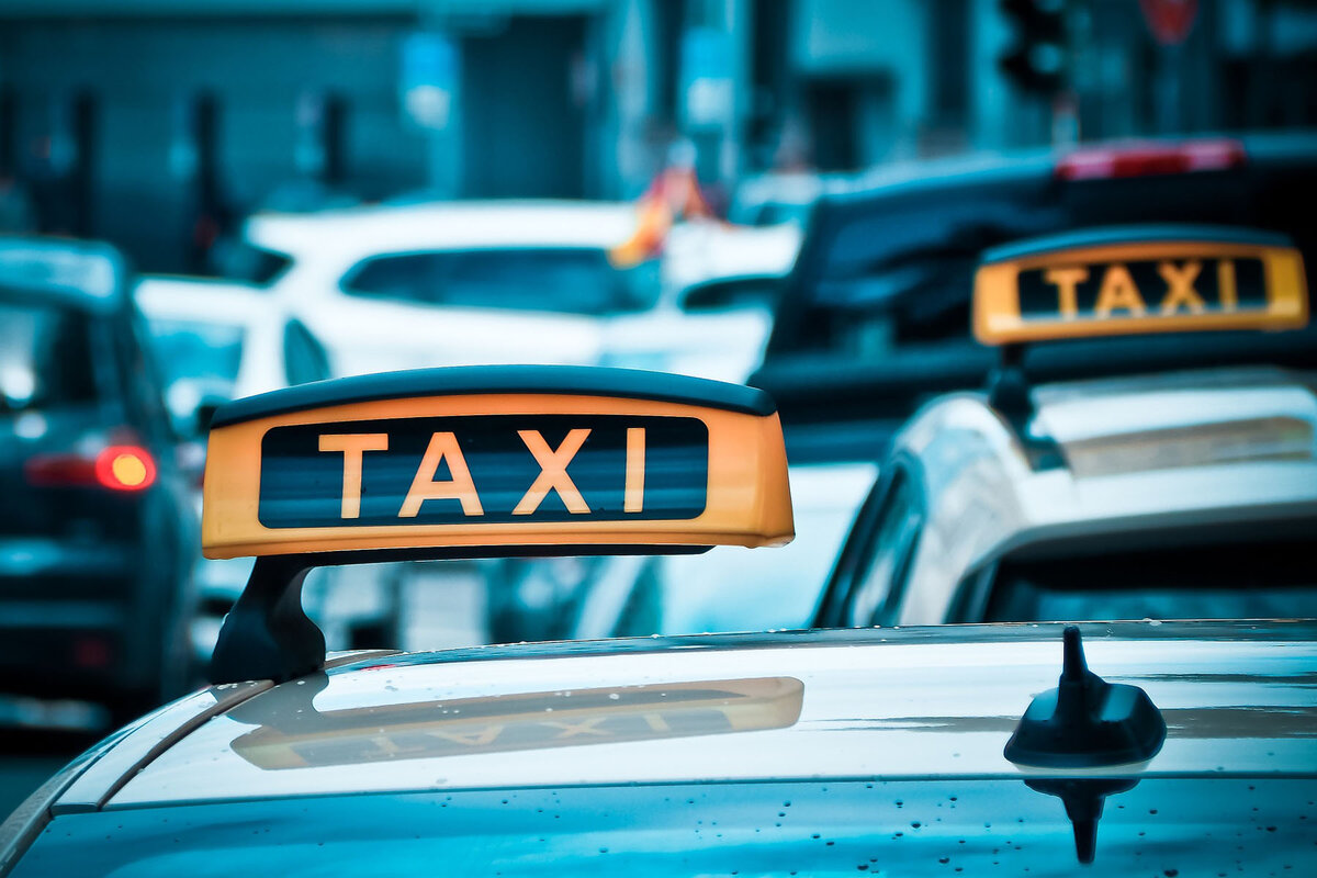 Taxi 