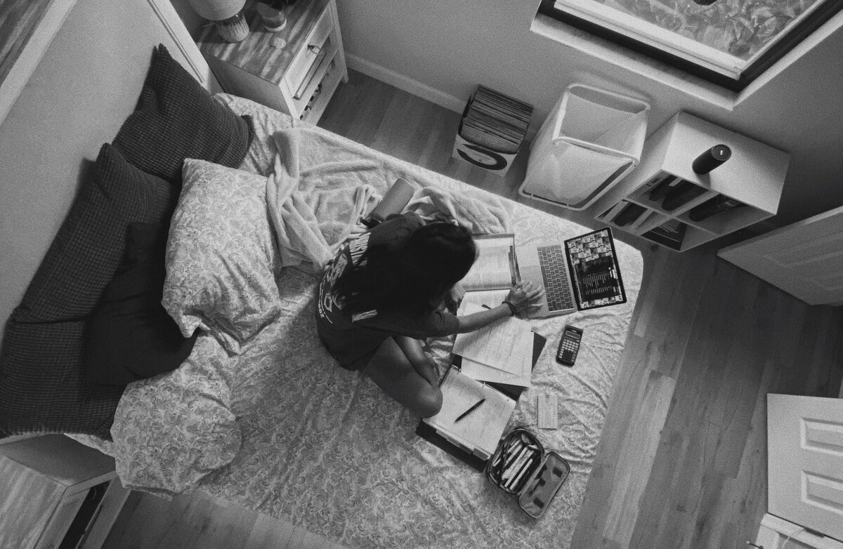 Посмотрите на эту ситуация, как на игру. И тогда, возможно, вам удастся выиграть!