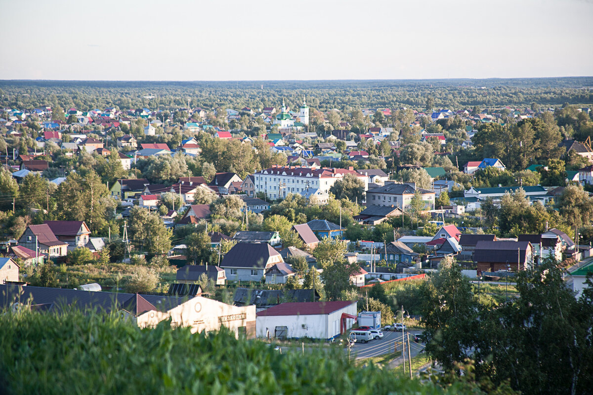 В нижнем посаде по-прежнему возвышаются только церкви