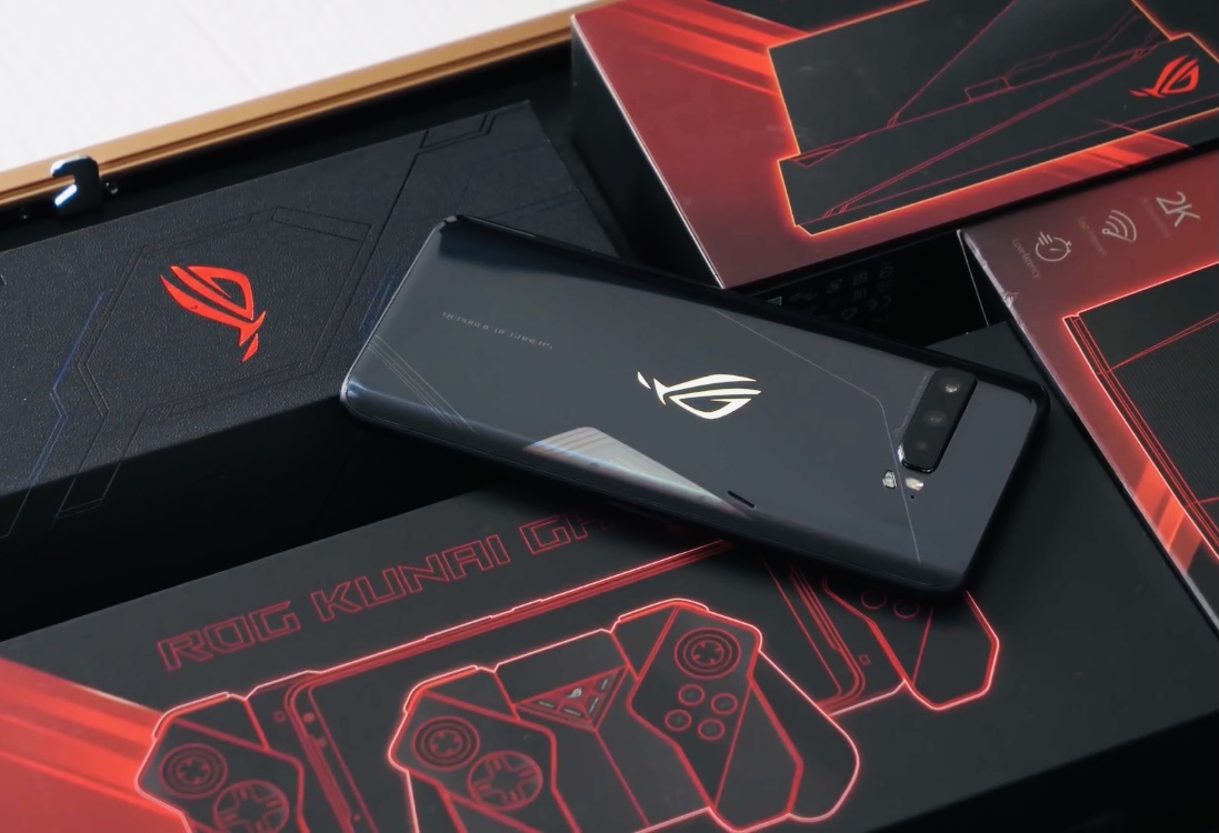 Задняя панель