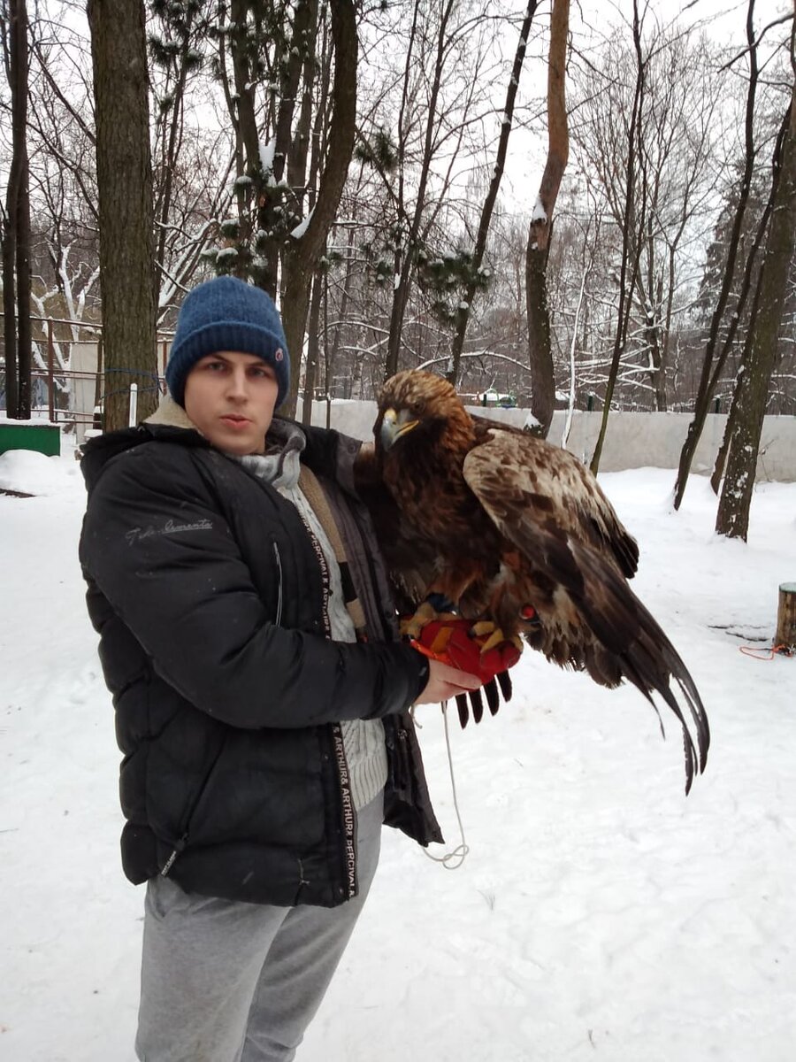 Орнитолог Руслан Симеренко и Кайлас на прогулке