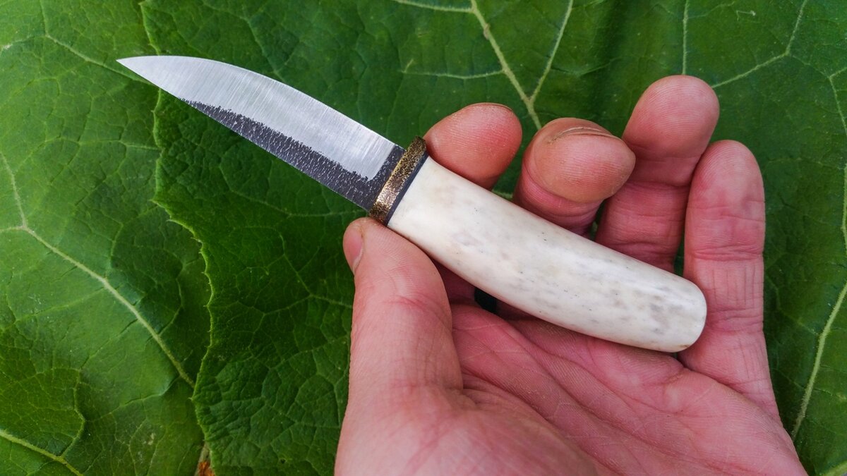 тоже нож собственного изготовления