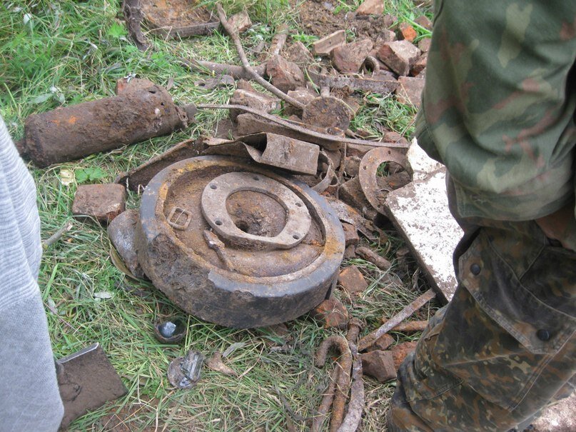 Каток Т-70. Фото из архива соц.сети поискового отряда "Безымянный солдат"