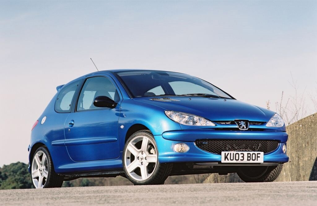 Peugeot 206 ралли седан