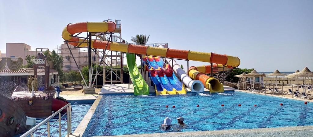 фото https://www.booking.com/hotel/eg/panorama-bungalows-resort.ru.html?label=yandex-