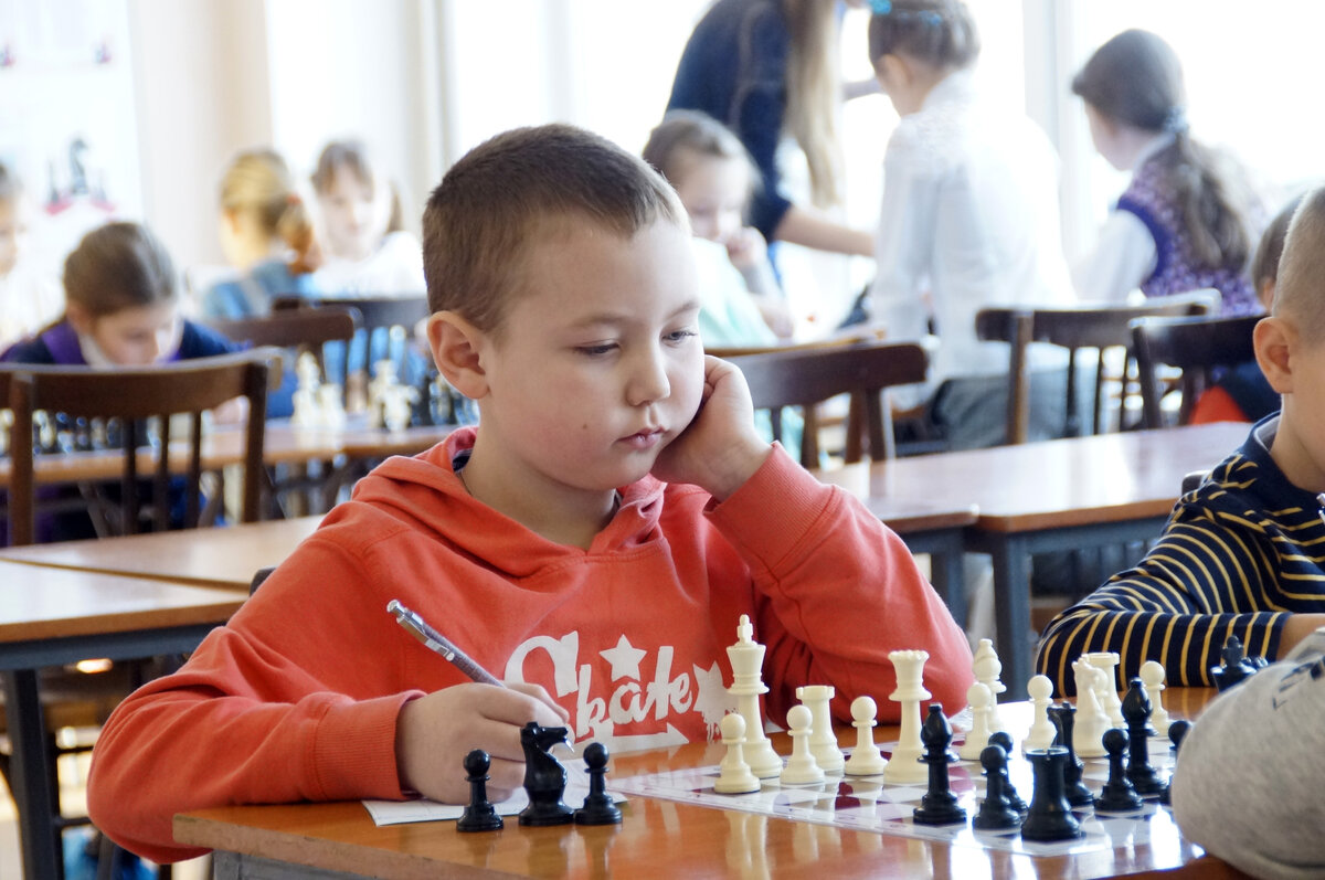 Как юные псковичи приходят шахматный спорт и почему не боятся соперников?