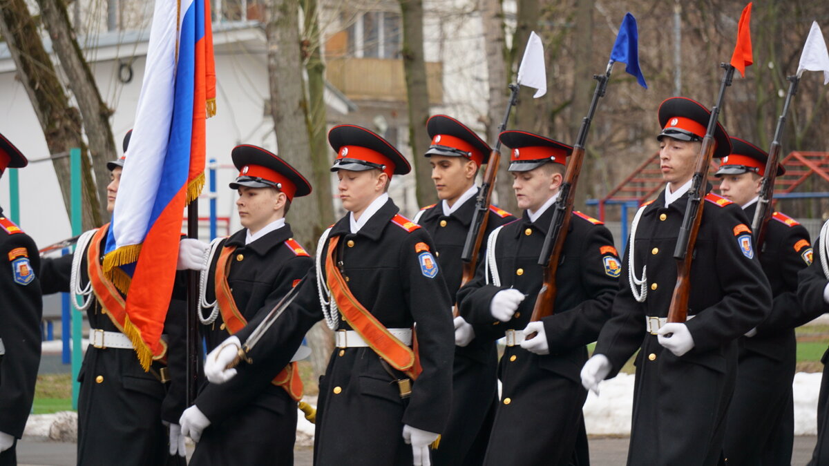 Гбоу пмкк. 1 Московский кадетский корпус 1мкк. Первый Московский кадетский корпус ГБОУ ПМКК. 4 Новомихалковский проезд 14 кадетский корпус. Кадетская школа старшеклассников 4 Новомихалковский проезд.