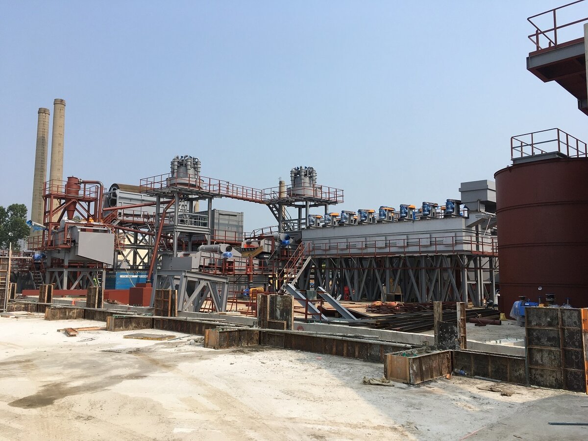 Процесс восстановления загрязненной диоксином почвы (Hyundai E&C)