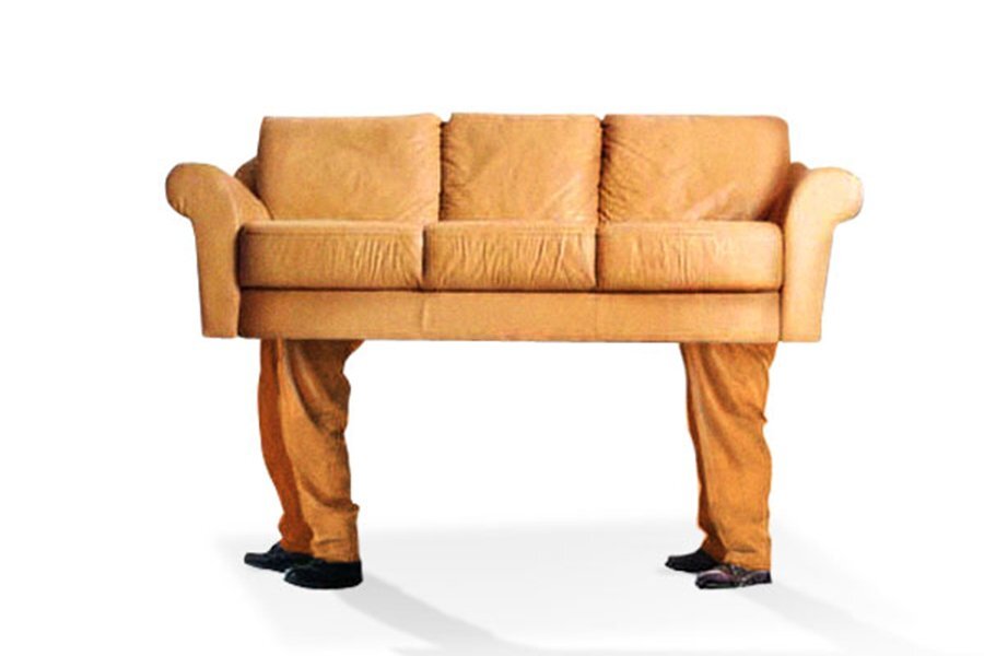 Техник и креативщик крадут Золотой Диван у красно-белого сообщества из жж